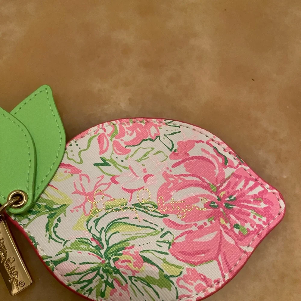 Lilly Pulitzer Key Chain - Picture 3 of 3